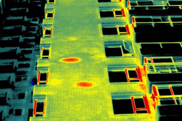 無人機搭載紅外熱成像技術賦能建筑外墻檢測